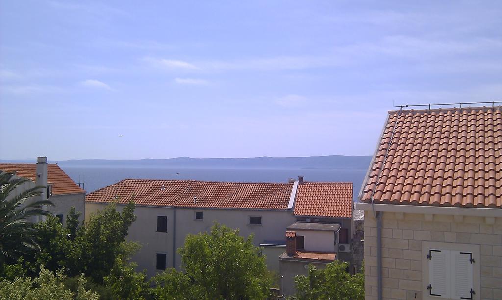 Apartments Baricevic Бол Стая снимка