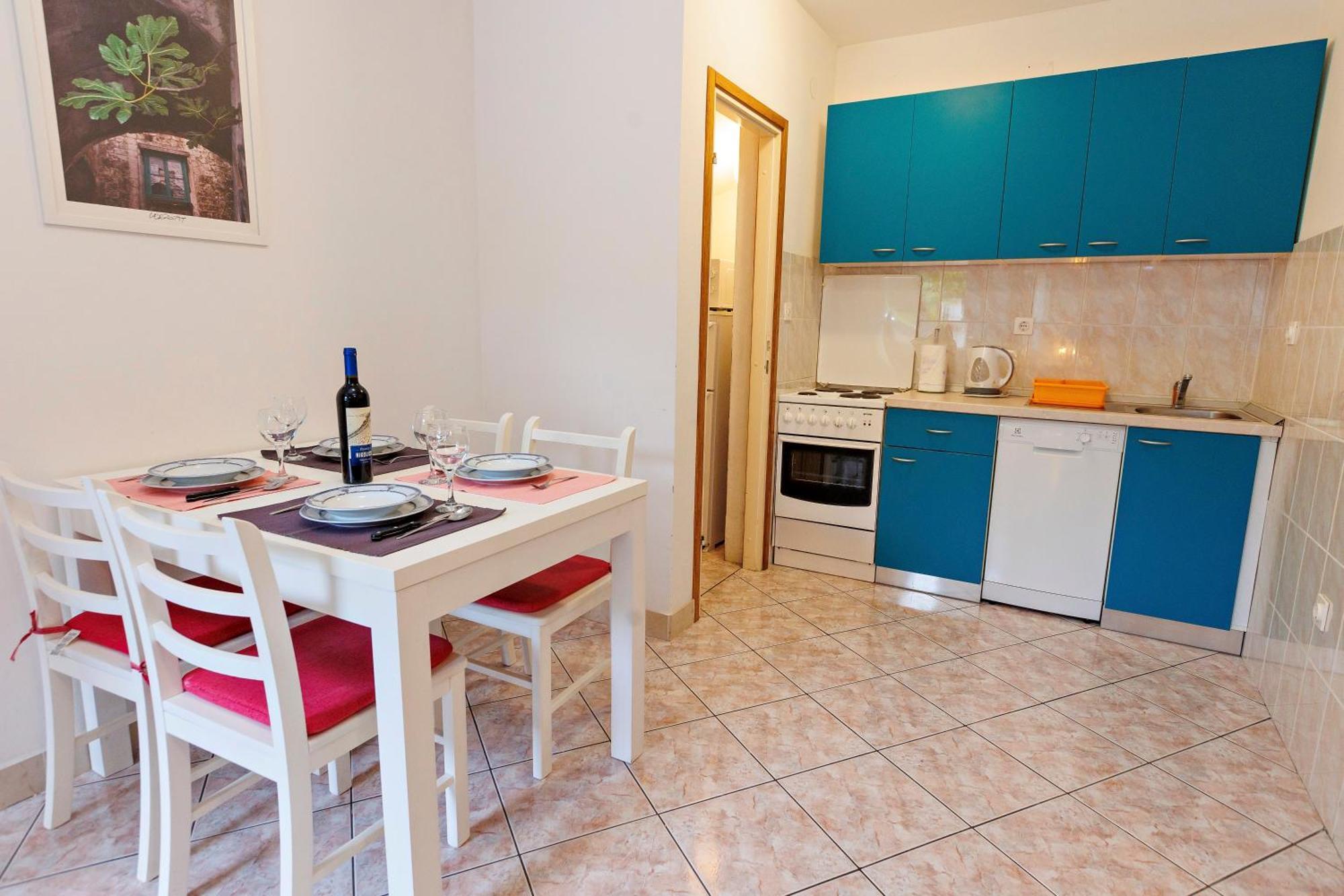 Apartments Baricevic Бол Екстериор снимка