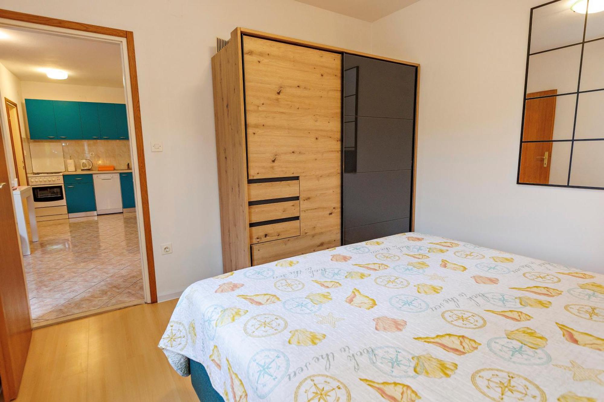 Apartments Baricevic Бол Екстериор снимка