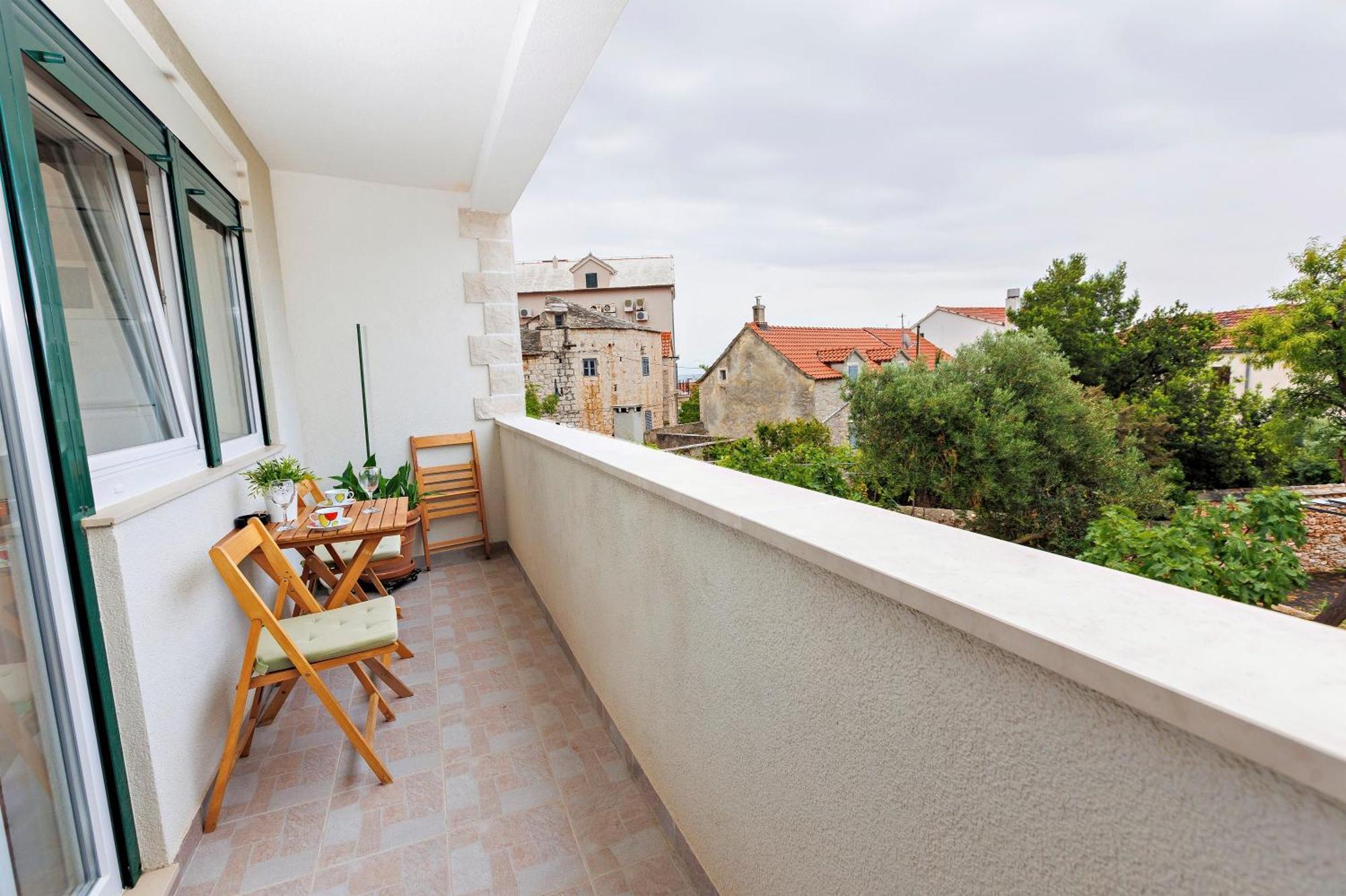 Apartments Baricevic Бол Екстериор снимка