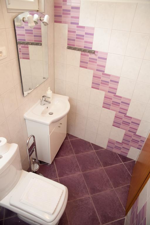 Apartments Baricevic Бол Екстериор снимка