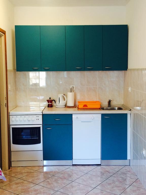 Apartments Baricevic Бол Екстериор снимка